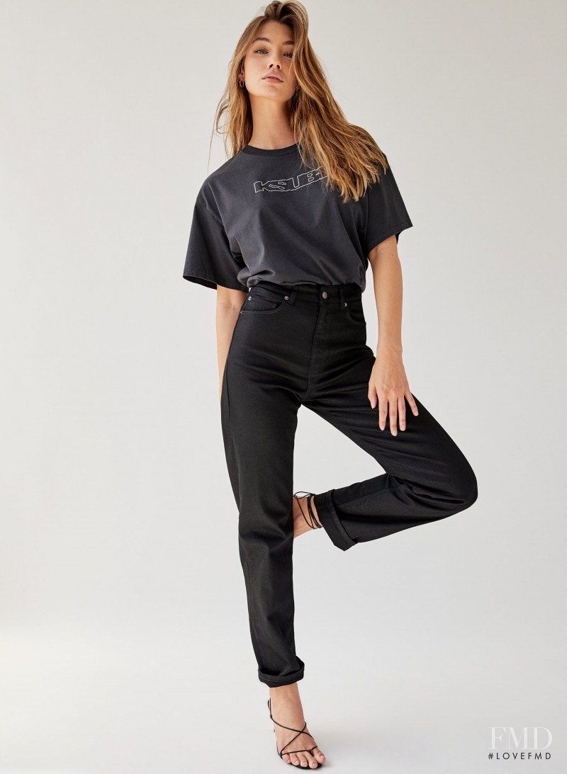 Lorena Rae featured in  the Aritzia catalogue for Pre-Fall 2019