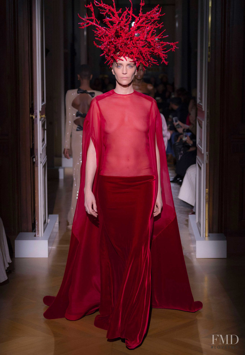 Hannelore Knuts featured in  the Valentino Couture fashion show for Spring/Summer 2020