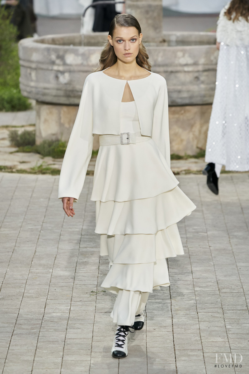 Cosima Fritz featured in  the Chanel Haute Couture fashion show for Spring/Summer 2020