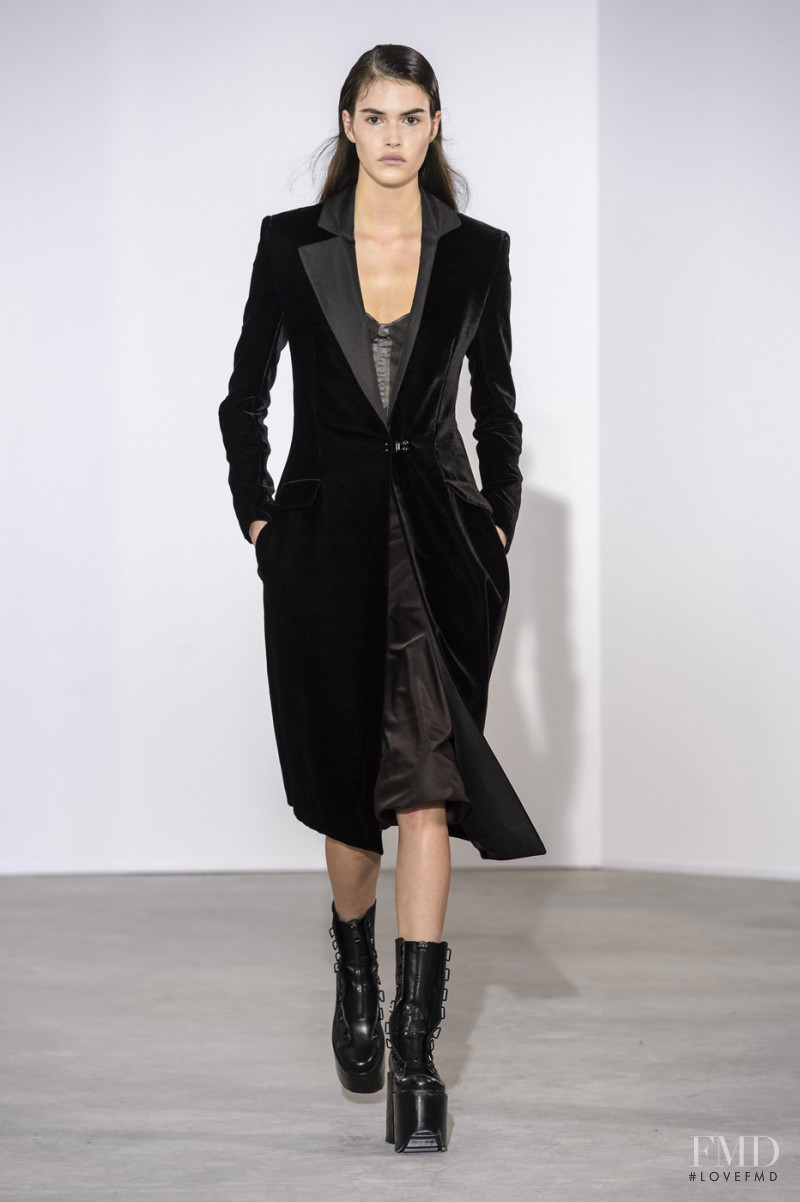 Vanessa Moody featured in  the Olivier Theyskens fashion show for Autumn/Winter 2018