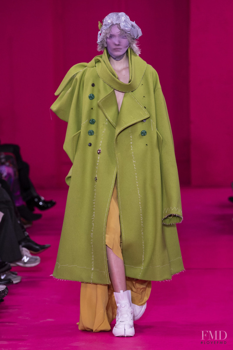 Penelope Ternes featured in  the Maison Martin Margiela Artisanal fashion show for Spring/Summer 2020