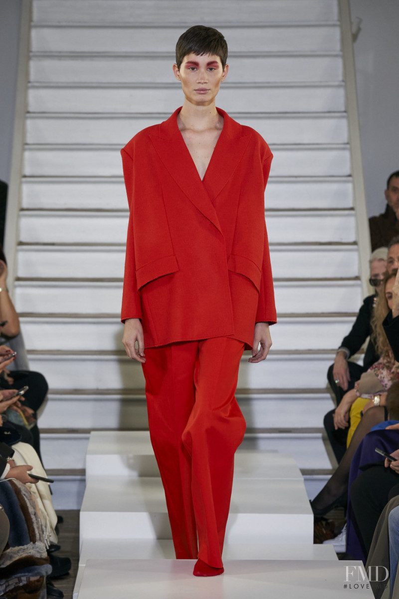 Katia Andre featured in  the Maison Rabih Kayrouz fashion show for Spring/Summer 2020