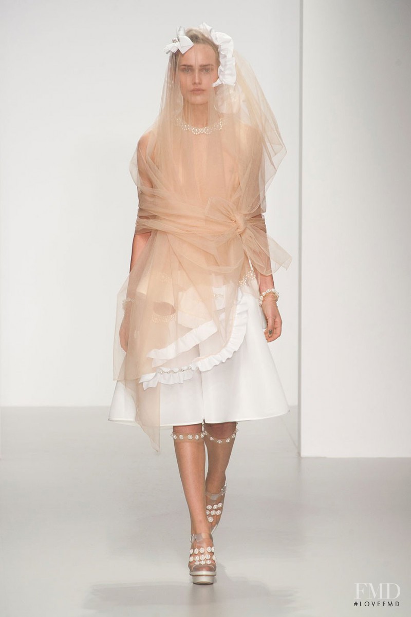 Simone Rocha fashion show for Spring/Summer 2014