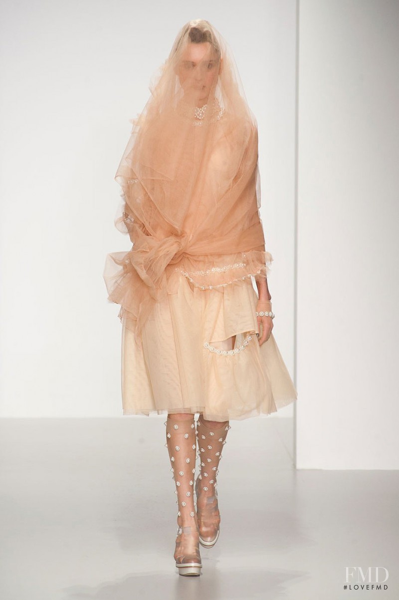 Simone Rocha fashion show for Spring/Summer 2014