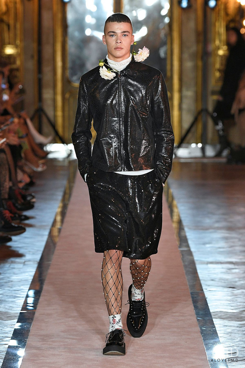 H&M x Giambattista Valli fashion show for Autumn/Winter 2019
