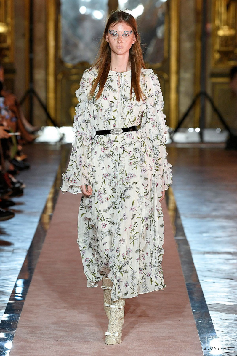 H&M x Giambattista Valli fashion show for Autumn/Winter 2019