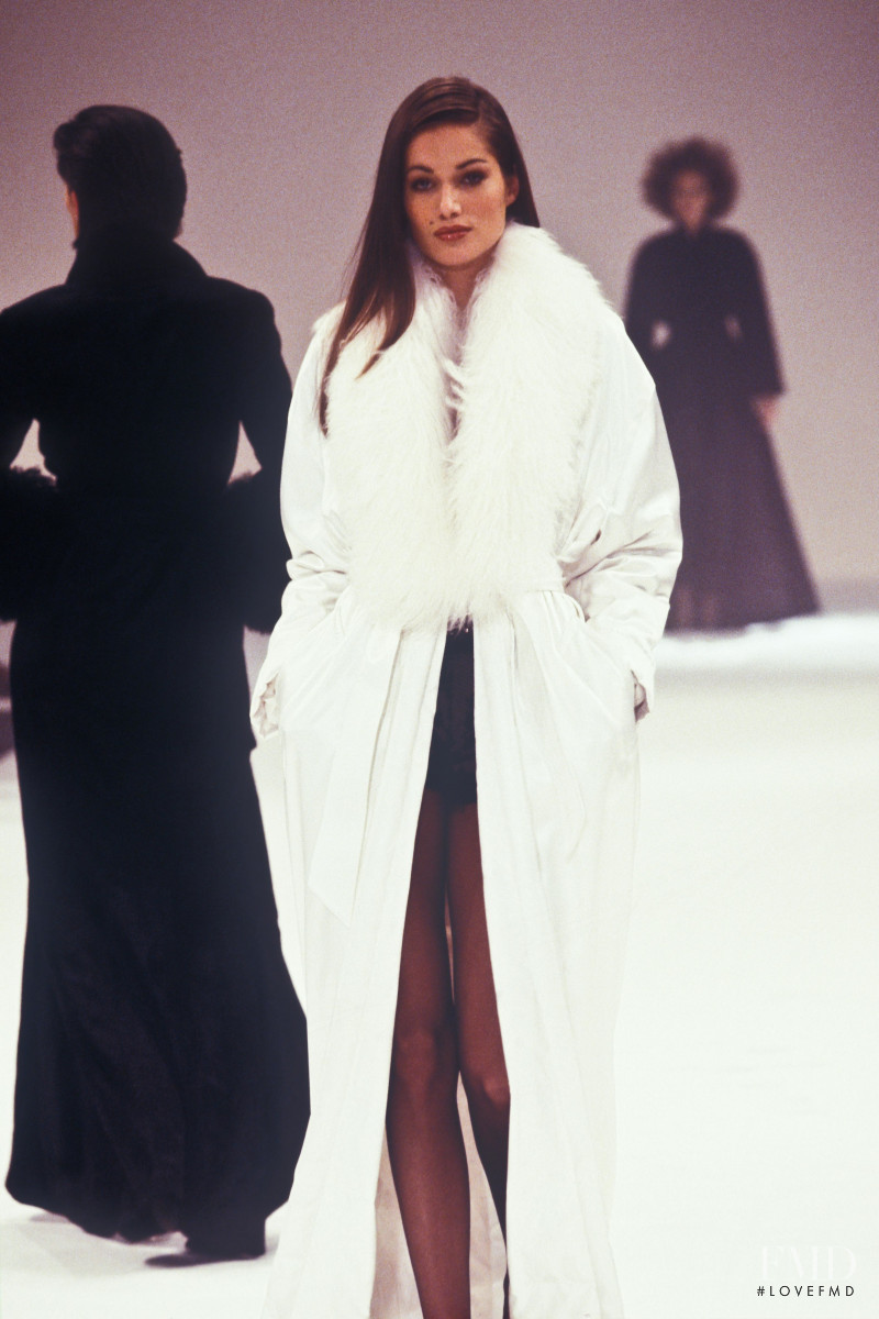 Rosemarie Wetzel featured in  the Gianfranco Ferré fashion show for Autumn/Winter 1995