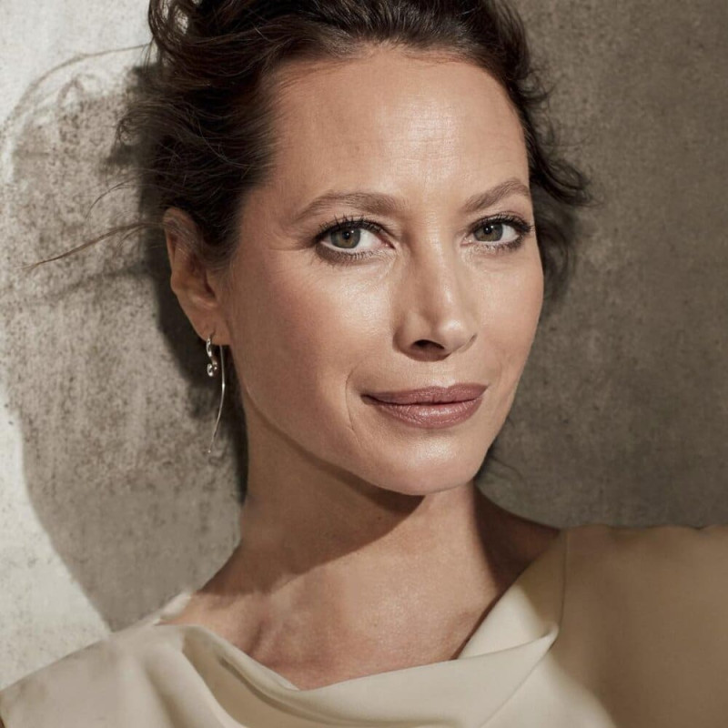 Christy Turlington featured in  the Maybelline advertisement for Spring/Summer 2020