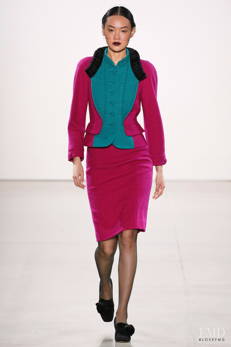 Beans ShiYi Wang featured in  the Chocheng fashion show for Autumn/Winter 2020