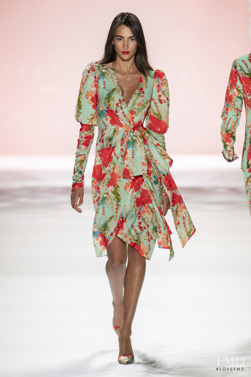 Badgley Mischka fashion show for Spring/Summer 2020