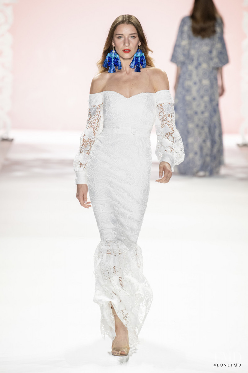 Badgley Mischka fashion show for Spring/Summer 2020