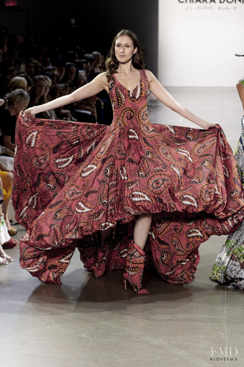 Chiara Boni La Petite Robe fashion show for Spring/Summer 2020