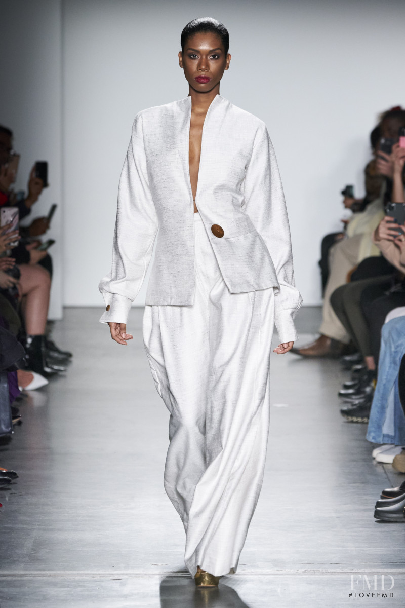 Ruth Zabetta fashion show for Autumn/Winter 2020