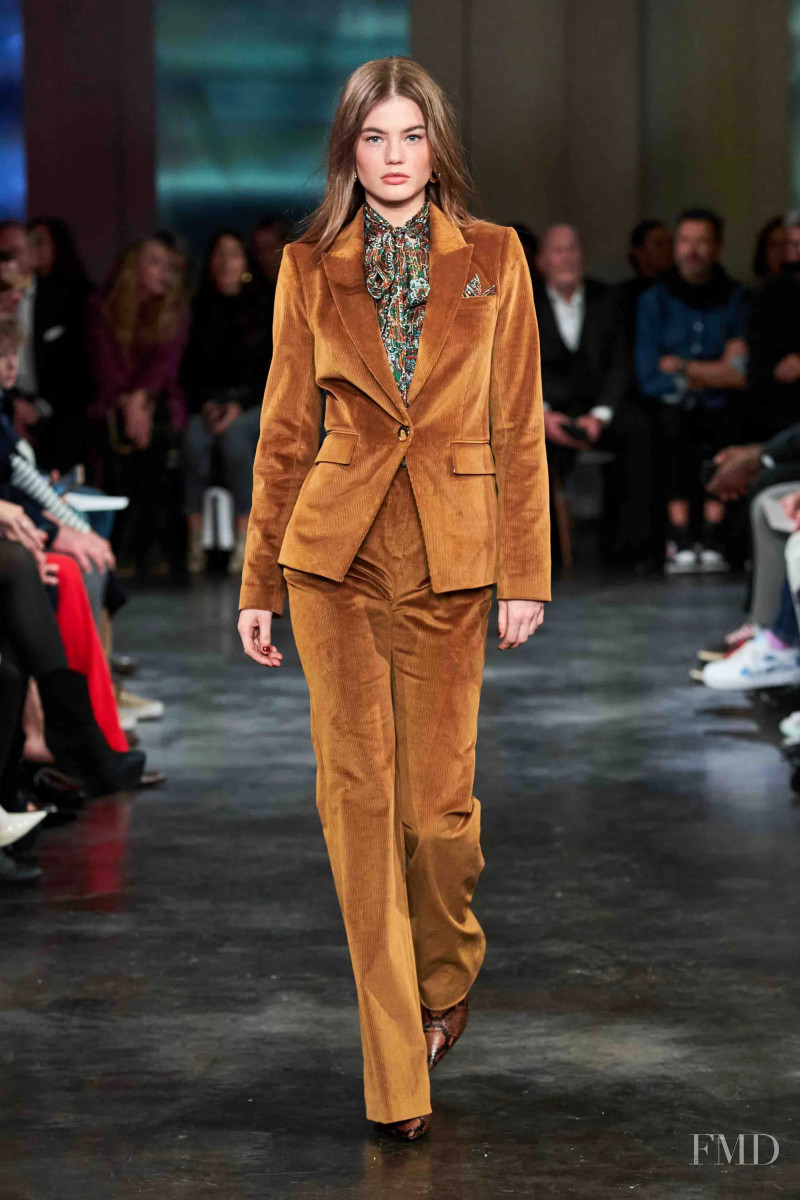 Veronica Beard fashion show for Autumn/Winter 2020