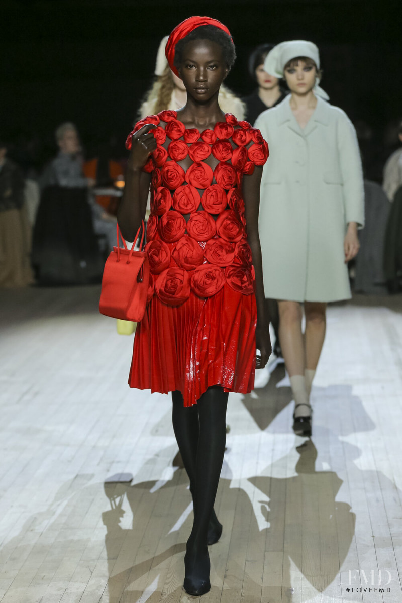 Anok Yai featured in  the Marc Jacobs fashion show for Autumn/Winter 2020