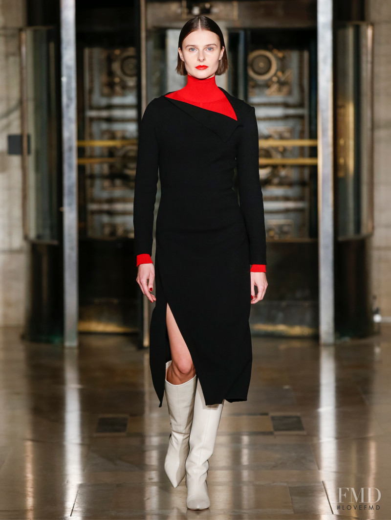 Vasilisa Pavlova featured in  the Oscar de la Renta fashion show for Autumn/Winter 2020