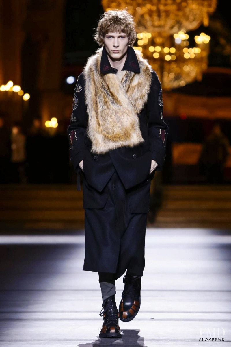 Dries van Noten fashion show for Autumn/Winter 2016