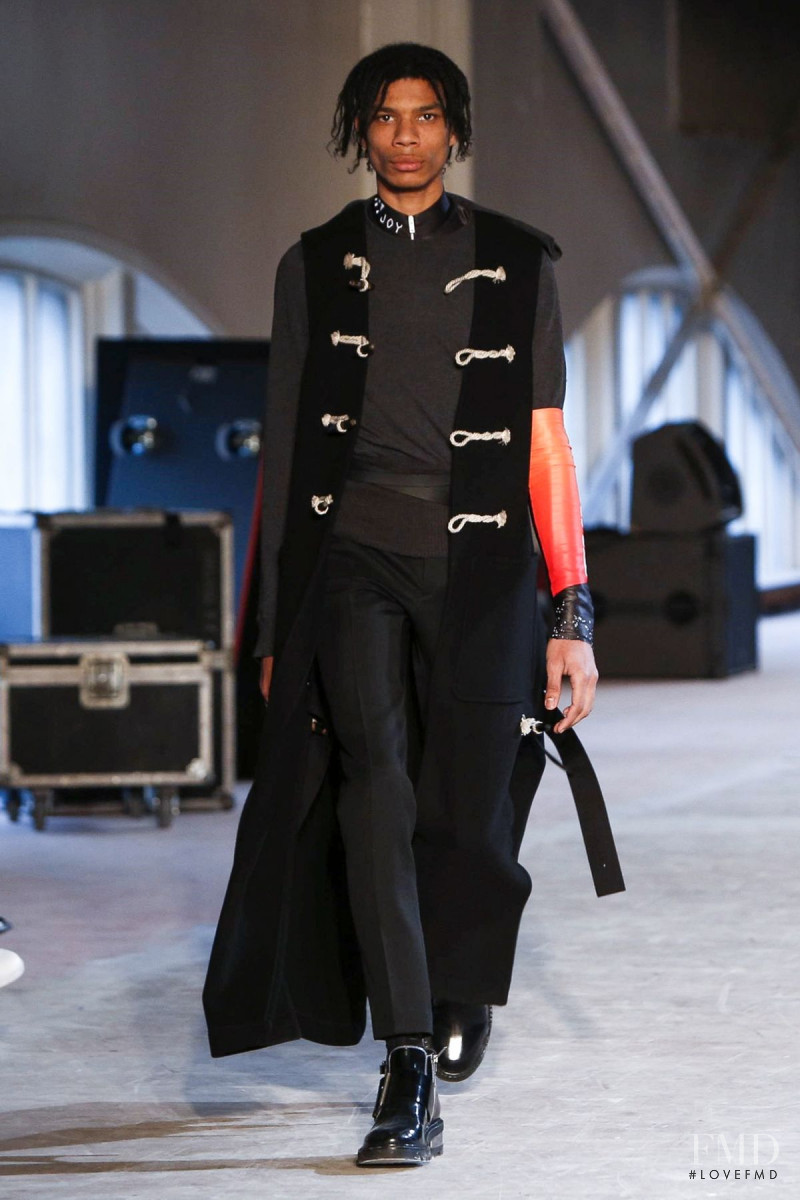 Maison Martin Margiela fashion show for Autumn/Winter 2016