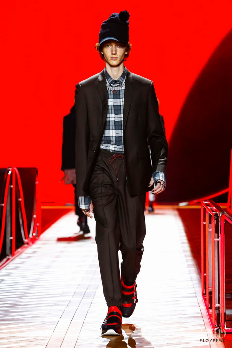 Dior Homme fashion show for Autumn/Winter 2016