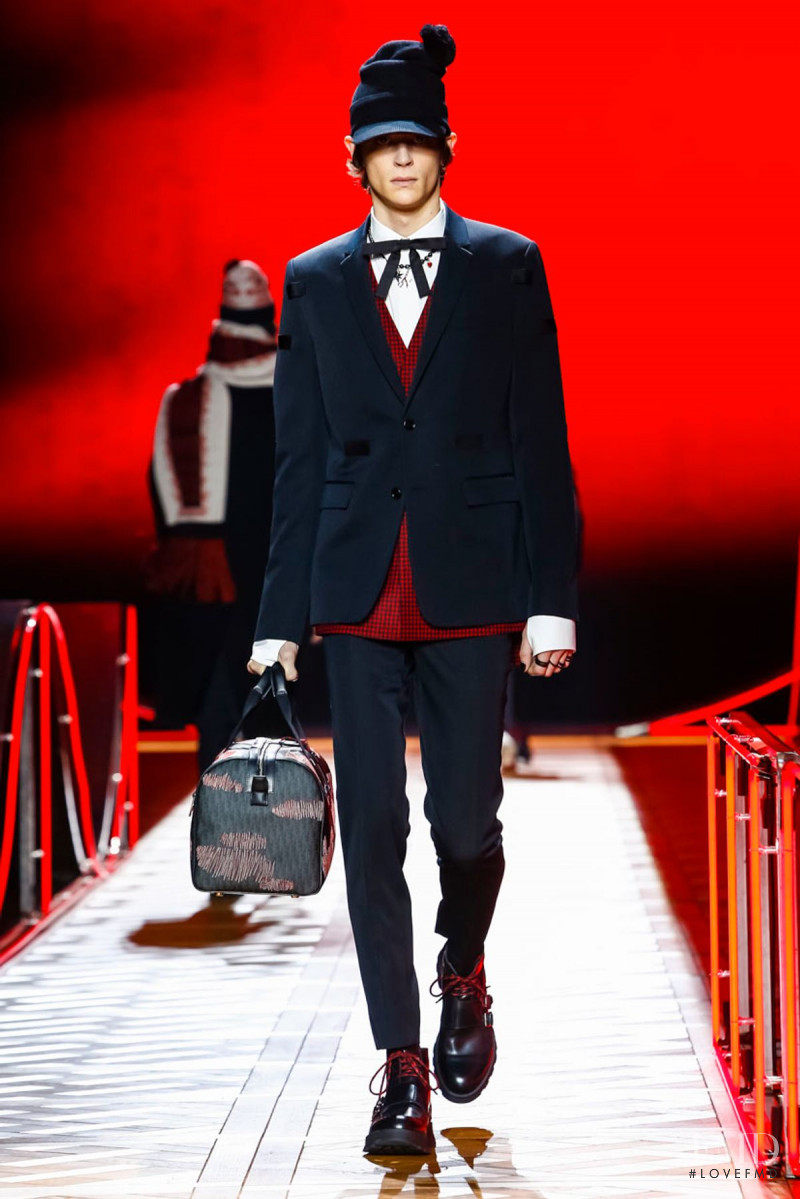 Dior Homme fashion show for Autumn/Winter 2016