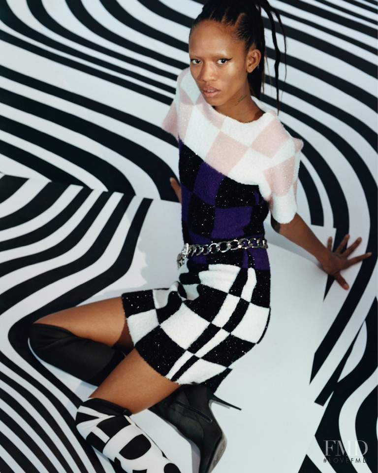 Adesuwa Aighewi featured in  the Versus advertisement for Autumn/Winter 2018