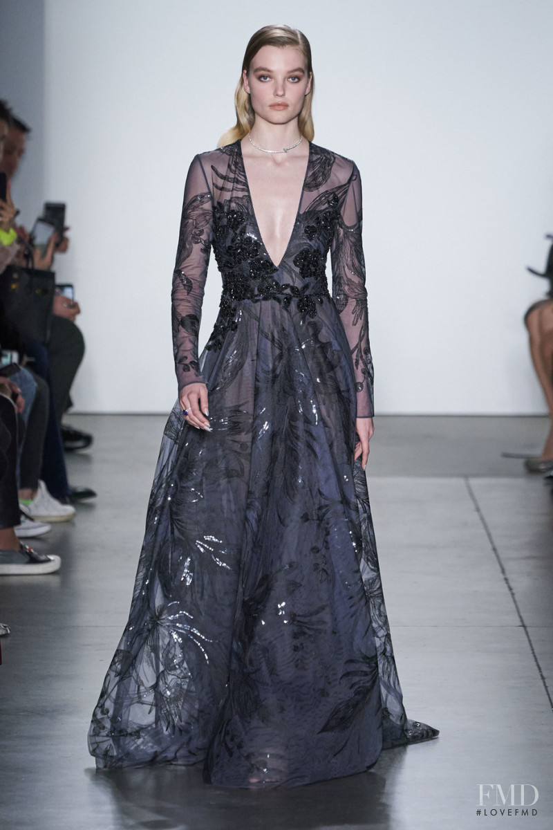 Roos Abels featured in  the Pamella Roland fashion show for Autumn/Winter 2020