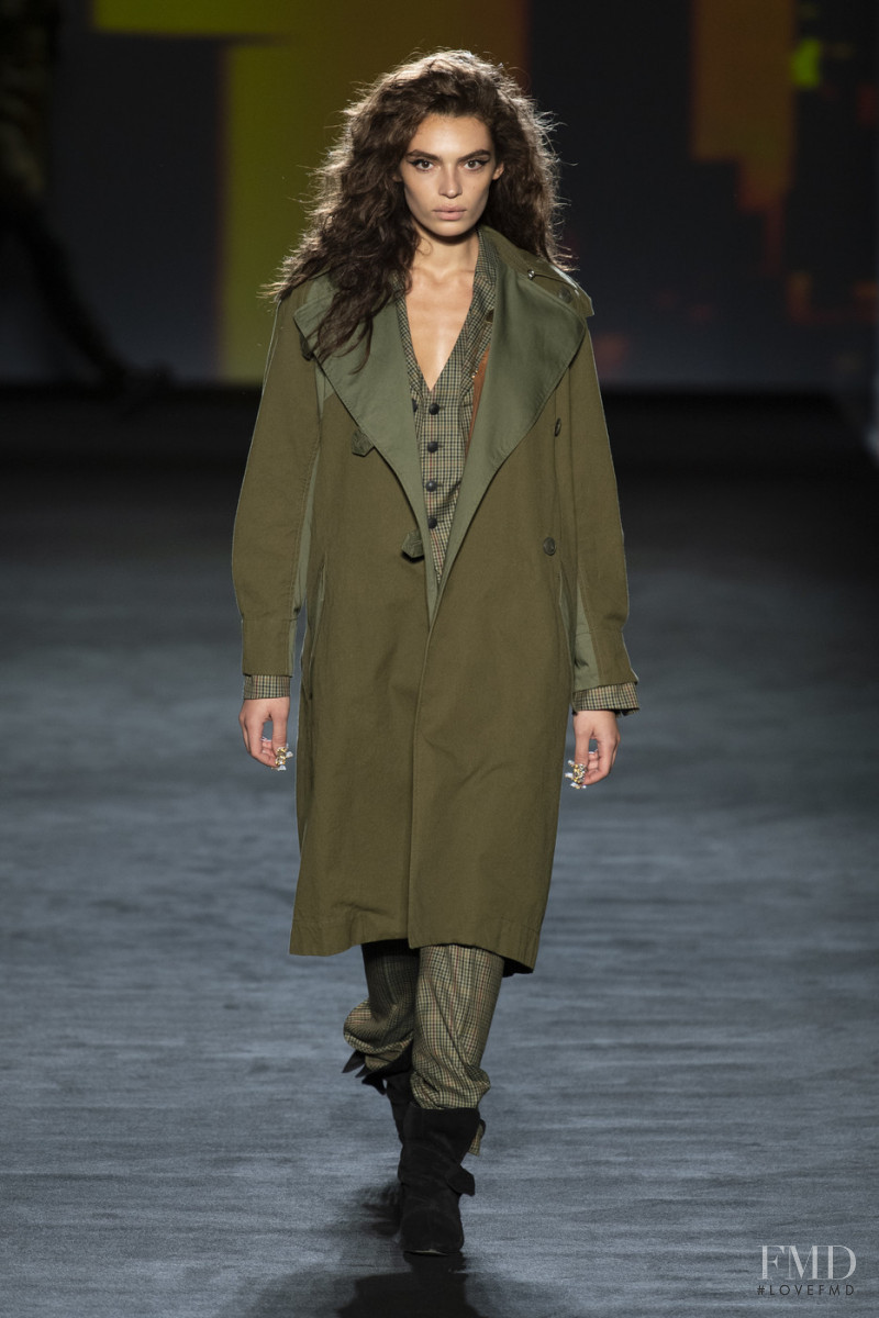 Rubina Dyan featured in  the rag & bone fashion show for Autumn/Winter 2020