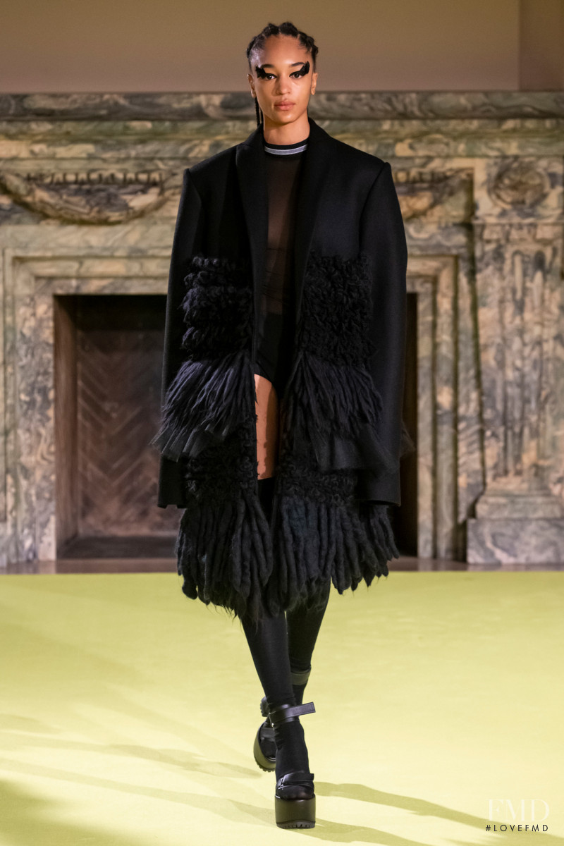 Indira Scott featured in  the Vera Wang fashion show for Autumn/Winter 2020
