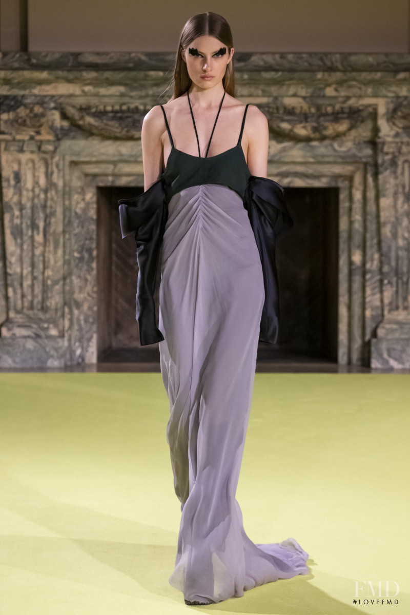Felice Noordhoff featured in  the Vera Wang fashion show for Autumn/Winter 2020