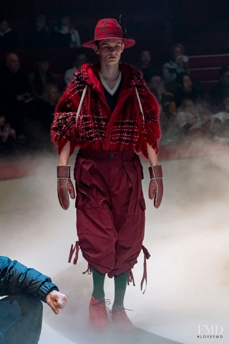 Undercover Fallen Man fashion show for Autumn/Winter 2020