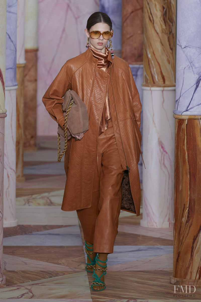 Julia Merkelbach featured in  the Ulla Johnson fashion show for Autumn/Winter 2020