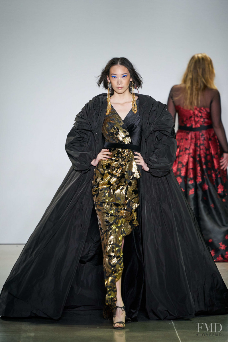 Tadashi Shoji fashion show for Autumn/Winter 2020