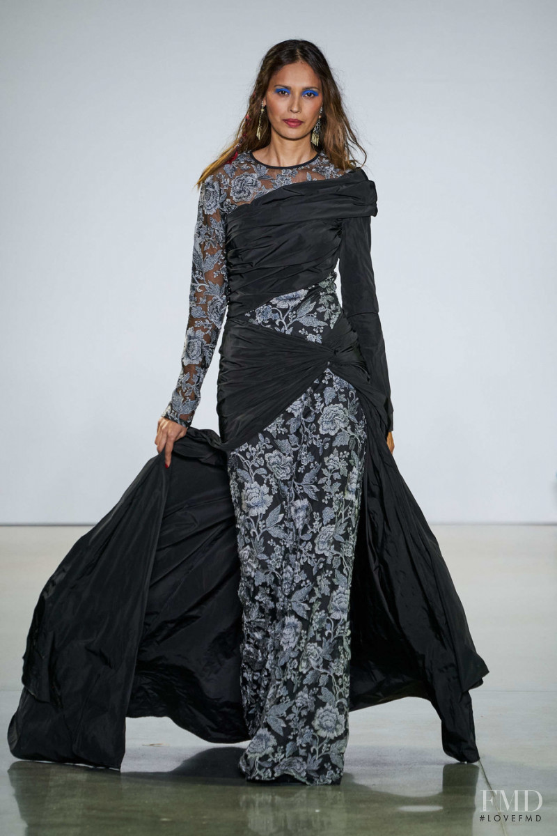 Tadashi Shoji fashion show for Autumn/Winter 2020