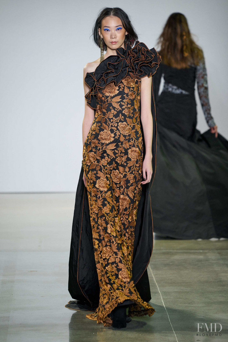 Tadashi Shoji fashion show for Autumn/Winter 2020