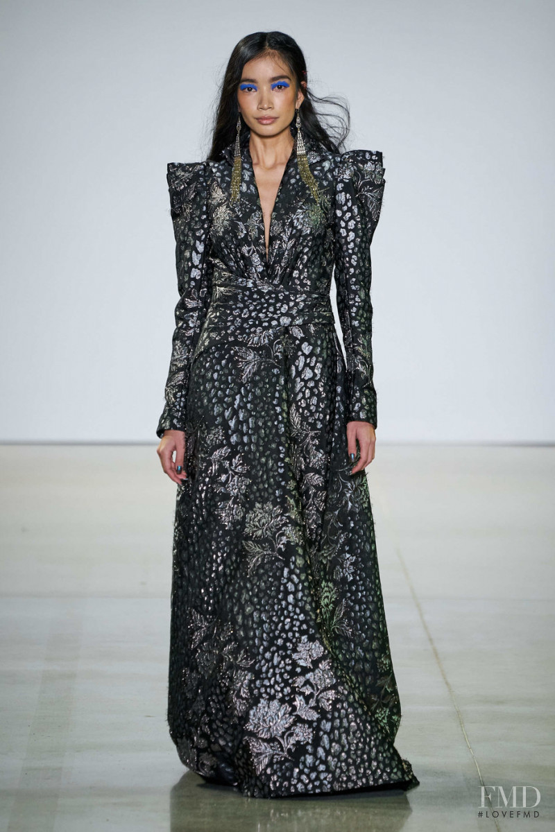 Tadashi Shoji fashion show for Autumn/Winter 2020