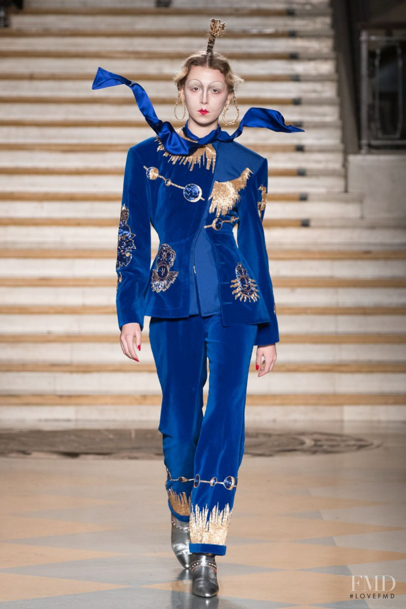 Dilara Findikoglu fashion show for Autumn/Winter 2018