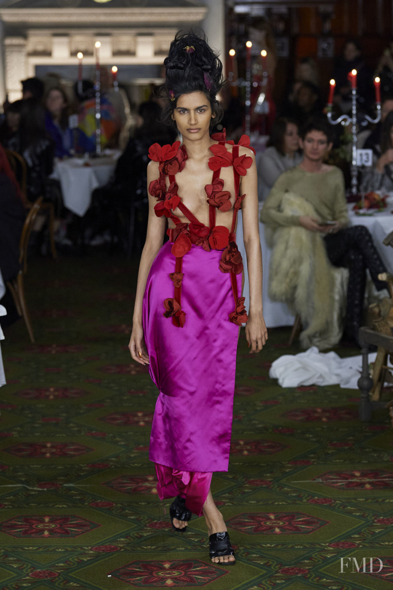 Dilara Findikoglu fashion show for Autumn/Winter 2020