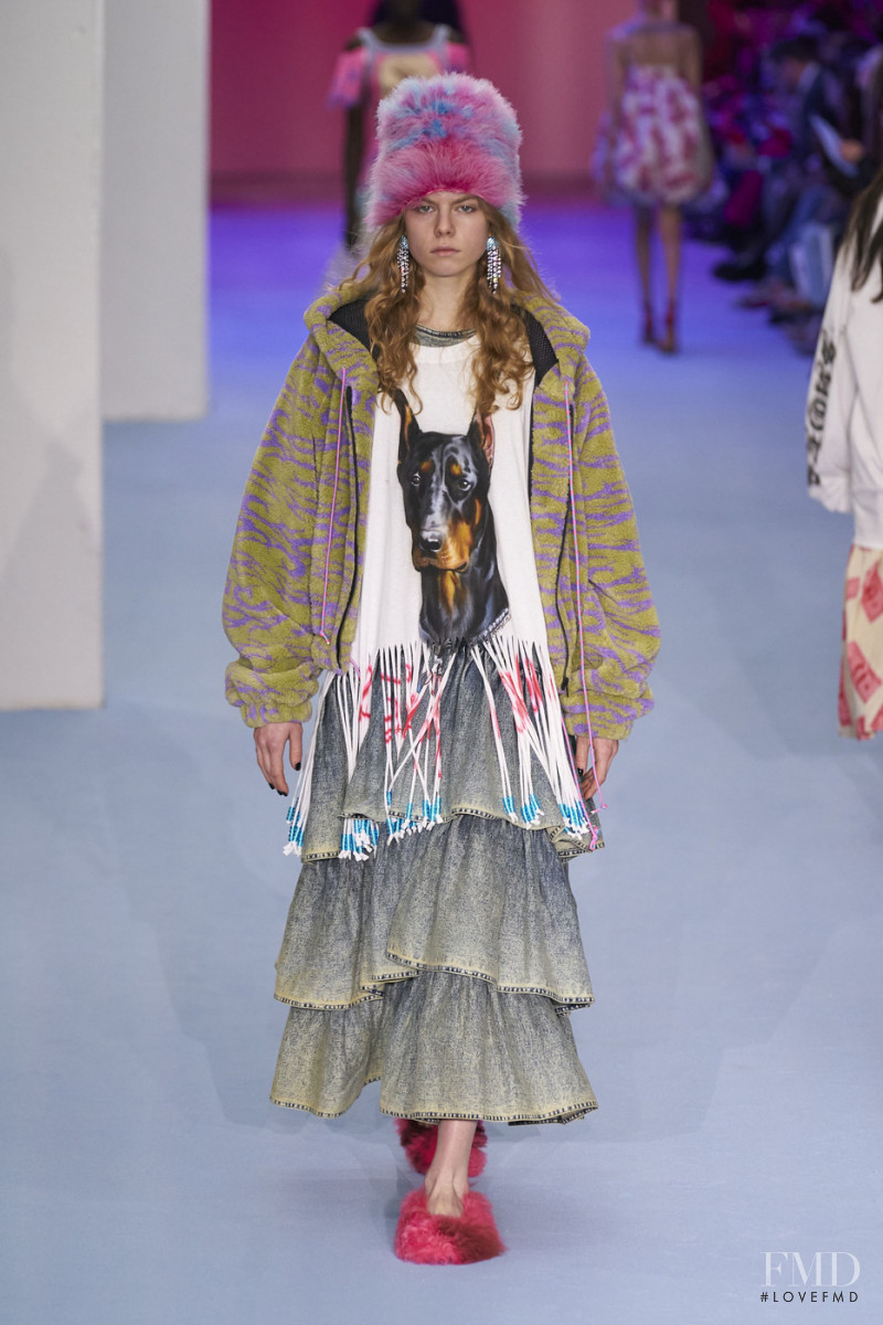 Jodie Alien featured in  the Ashley Williams fashion show for Autumn/Winter 2020