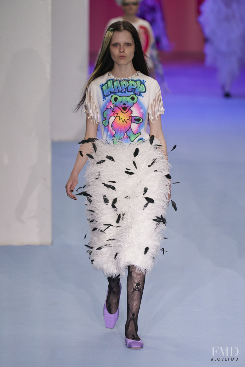 Sedona Legge featured in  the Ashley Williams fashion show for Autumn/Winter 2020