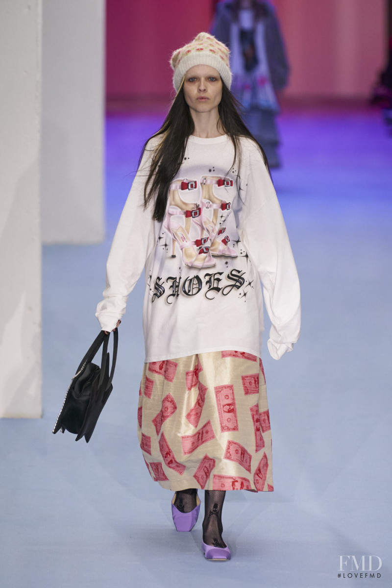 Sedona Legge featured in  the Ashley Williams fashion show for Autumn/Winter 2020