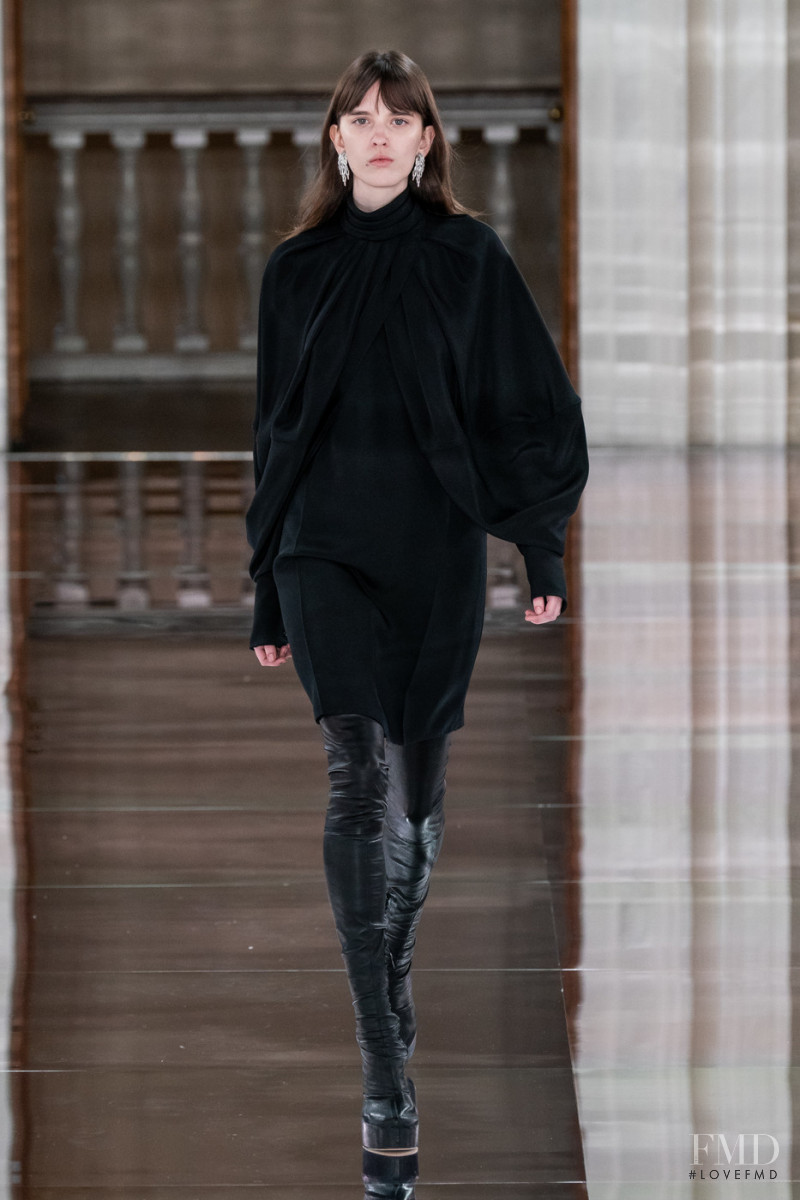 Barbora Stan Stanislavova featured in  the Victoria Beckham fashion show for Autumn/Winter 2020