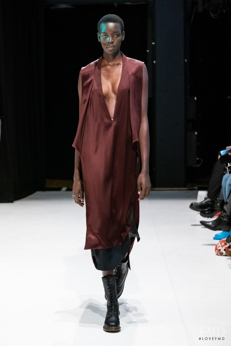 Hussein Chalayan fashion show for Autumn/Winter 2020