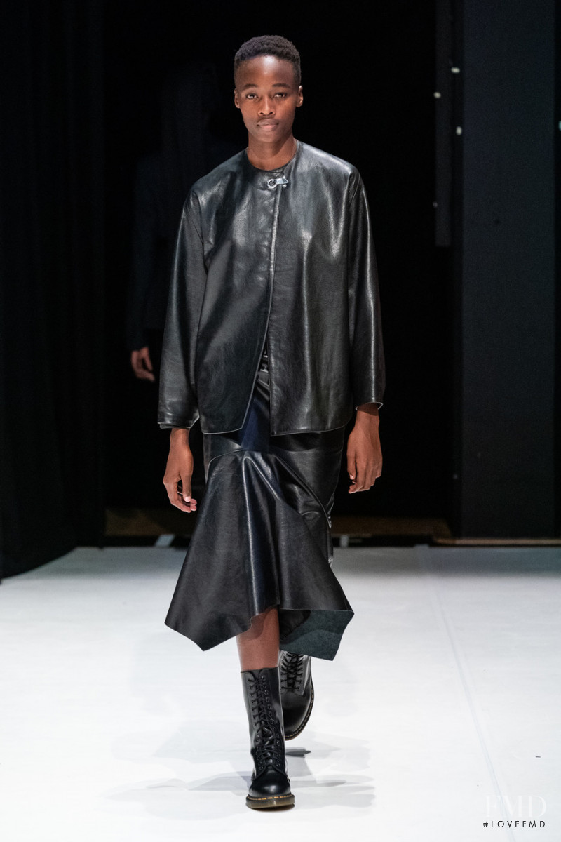 Hussein Chalayan fashion show for Autumn/Winter 2020