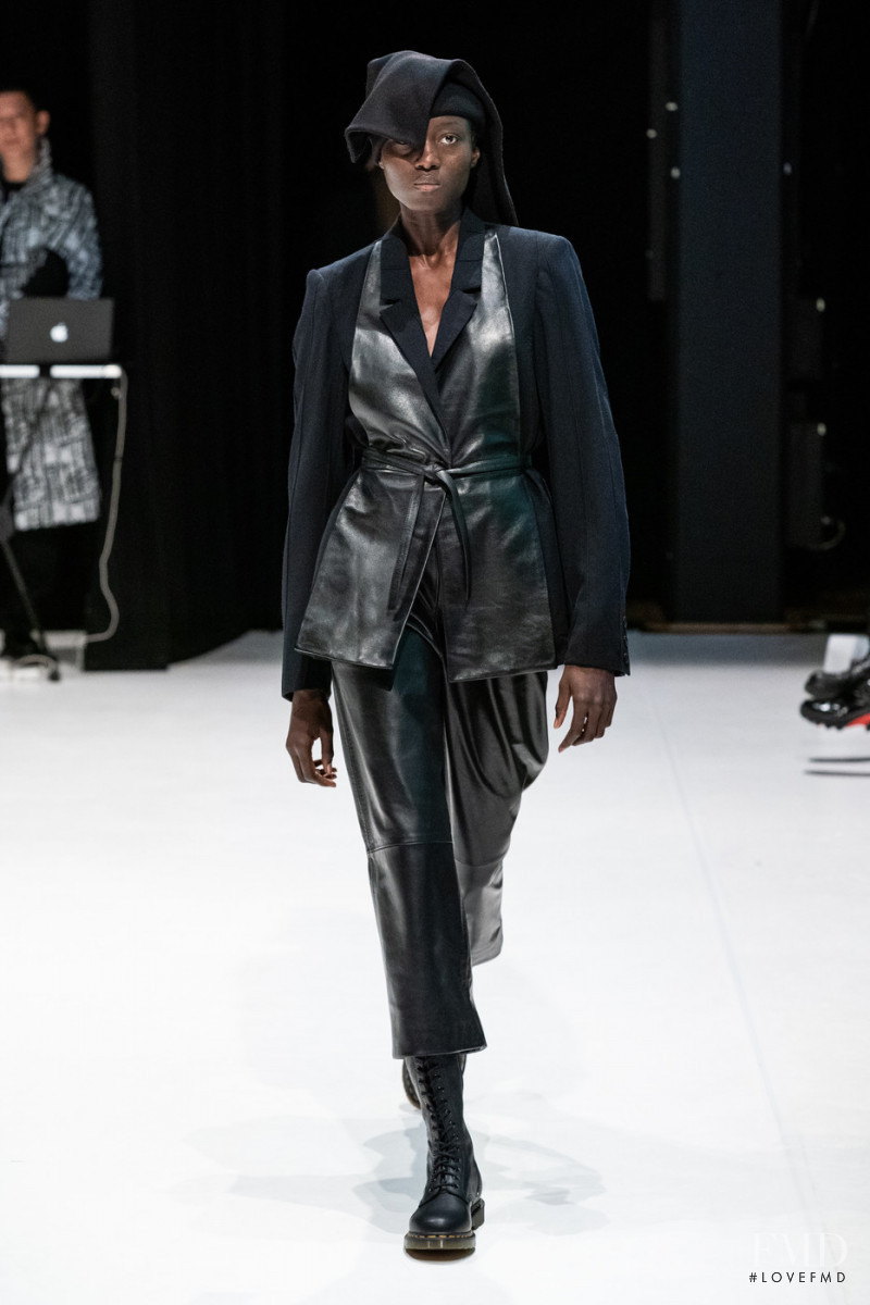 Hussein Chalayan fashion show for Autumn/Winter 2020