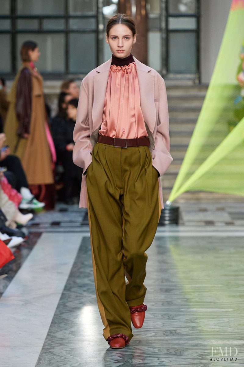 Roksanda Ilincic fashion show for Autumn/Winter 2020