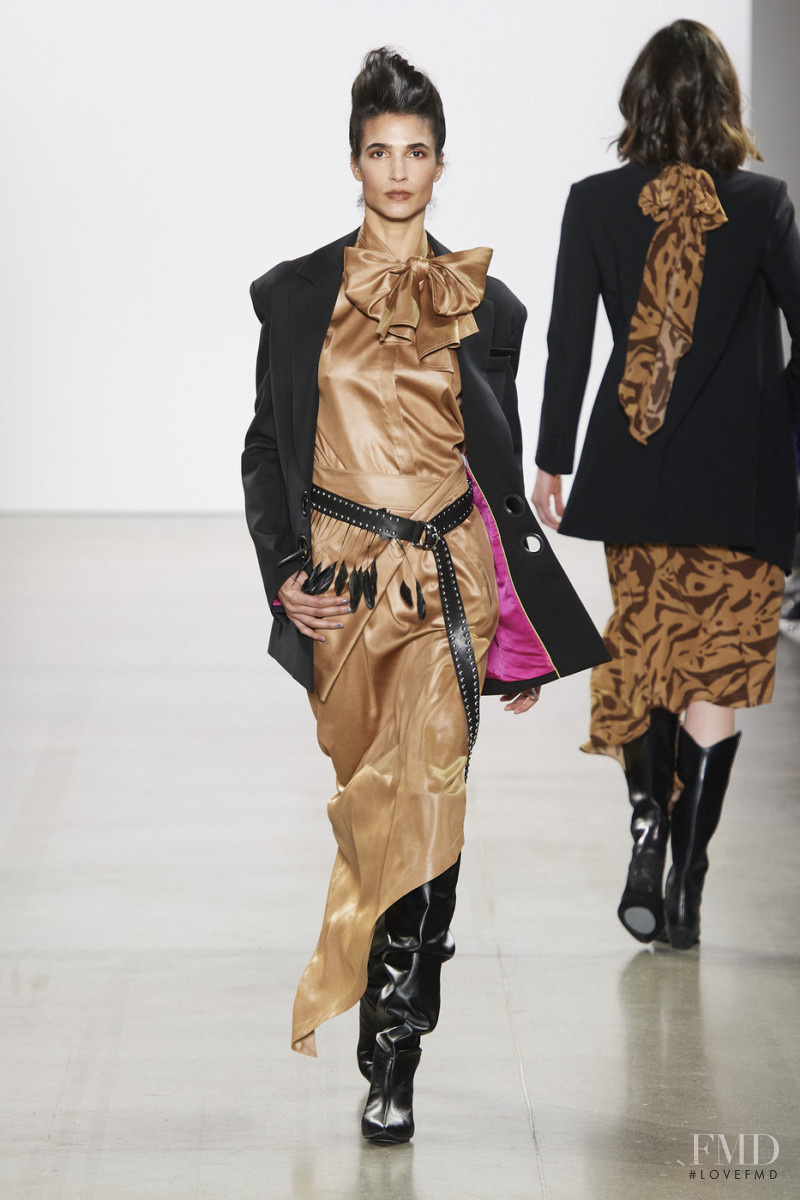 Teresa Lourenço featured in  the Taoray Wang fashion show for Autumn/Winter 2020