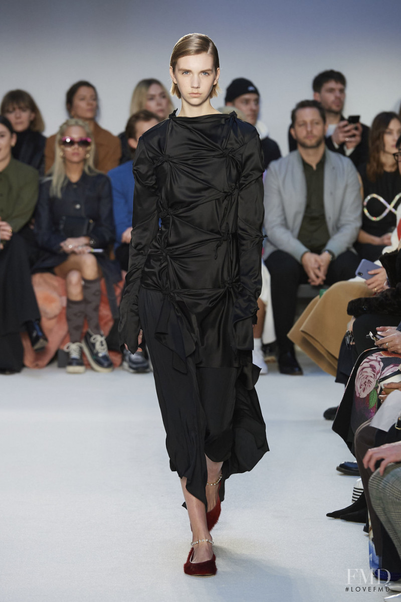 Bente Oort featured in  the J.W. Anderson fashion show for Autumn/Winter 2020
