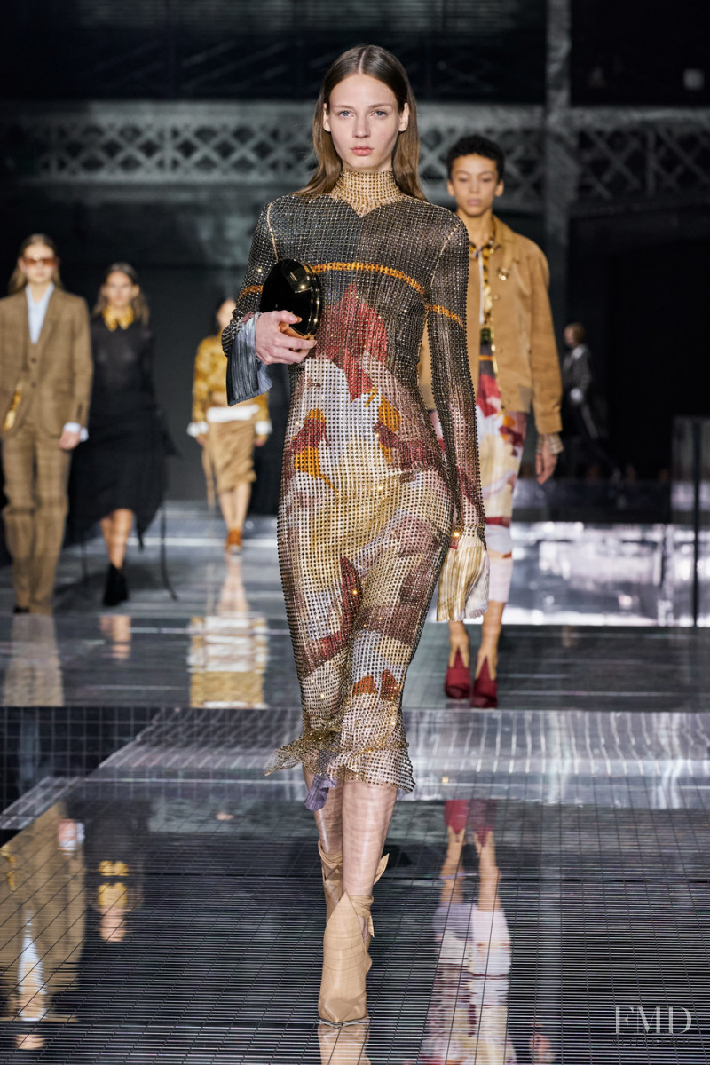 Eleonore Ghiuritan featured in  the Burberry fashion show for Autumn/Winter 2020