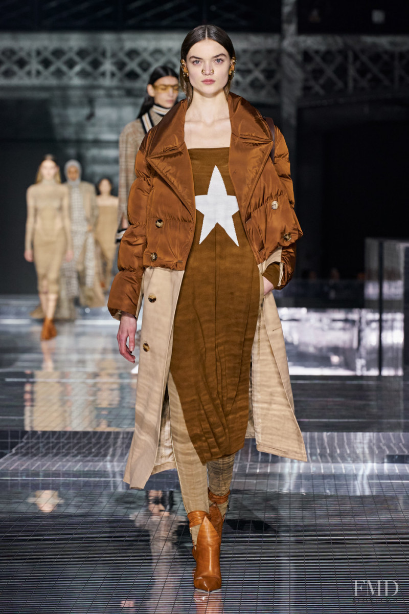 Shayna McNeill featured in  the Burberry fashion show for Autumn/Winter 2020