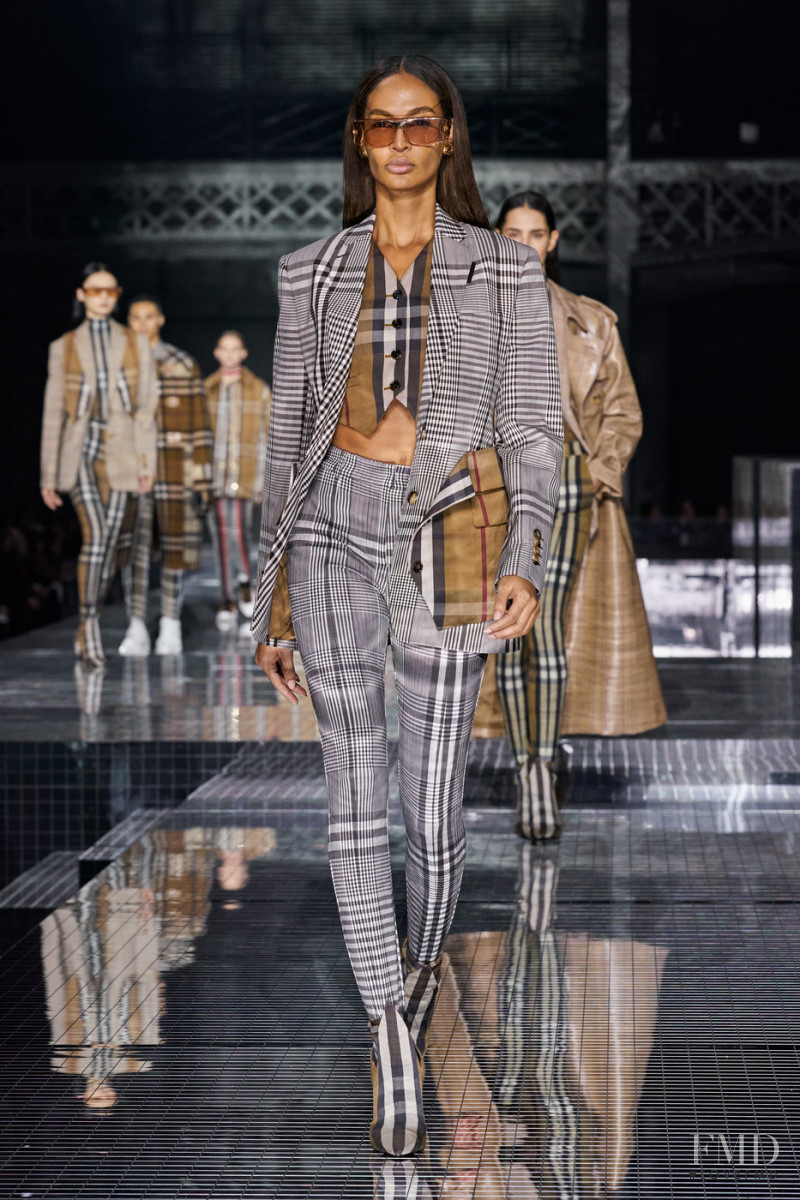 Joan Smalls featured in  the Burberry fashion show for Autumn/Winter 2020